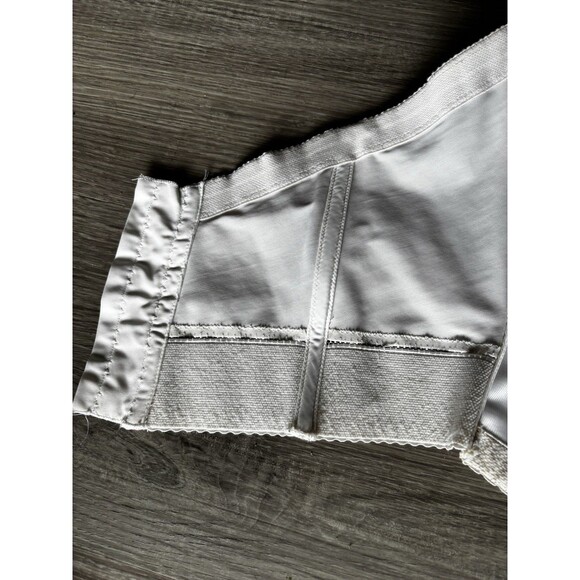 vtg fredericks of hollywood White Strapless Bustier Corset Shapewear 40c - Picture 9 of 12